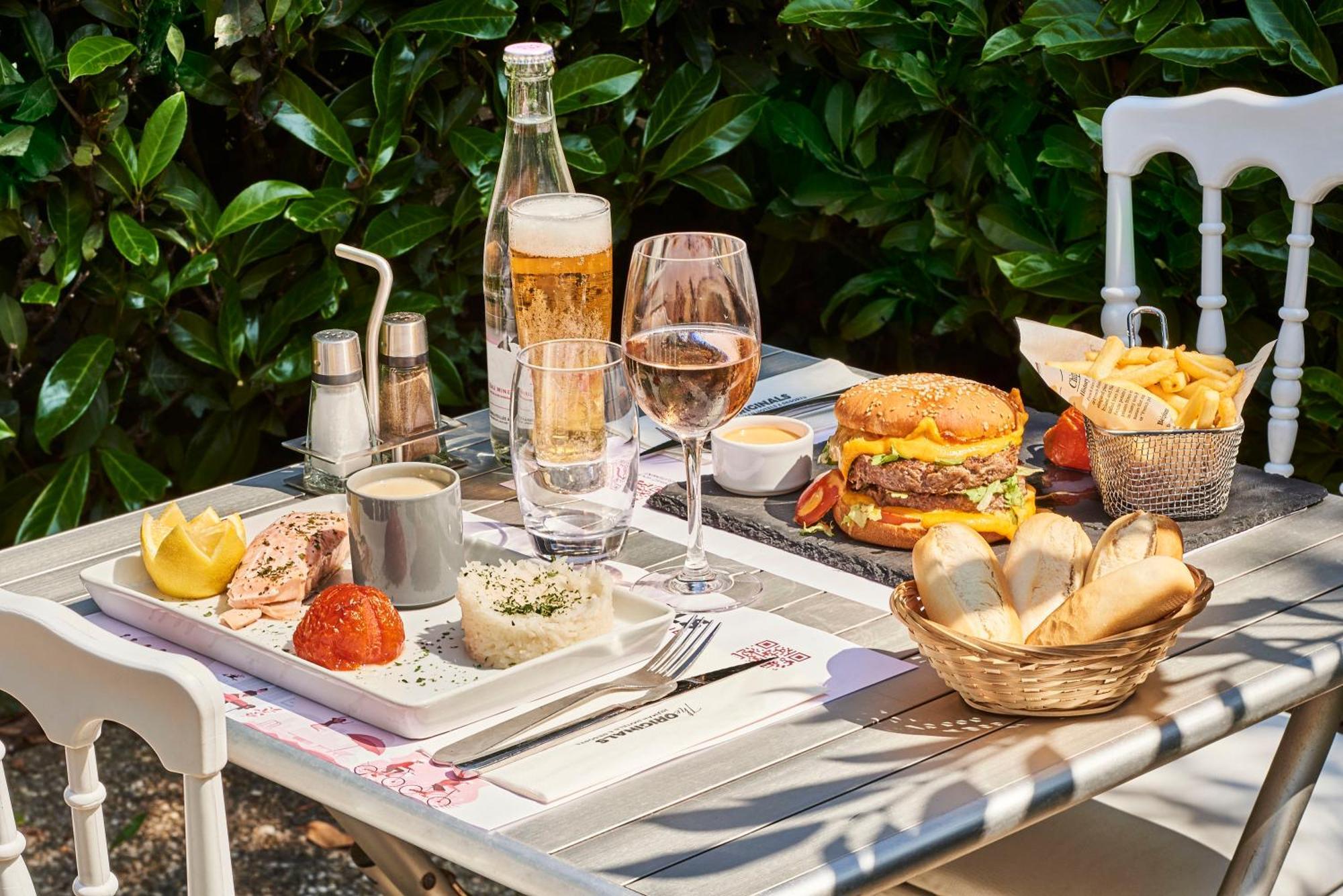 The Originals City Hotel La Verriere-Yvelines Ngoại thất bức ảnh