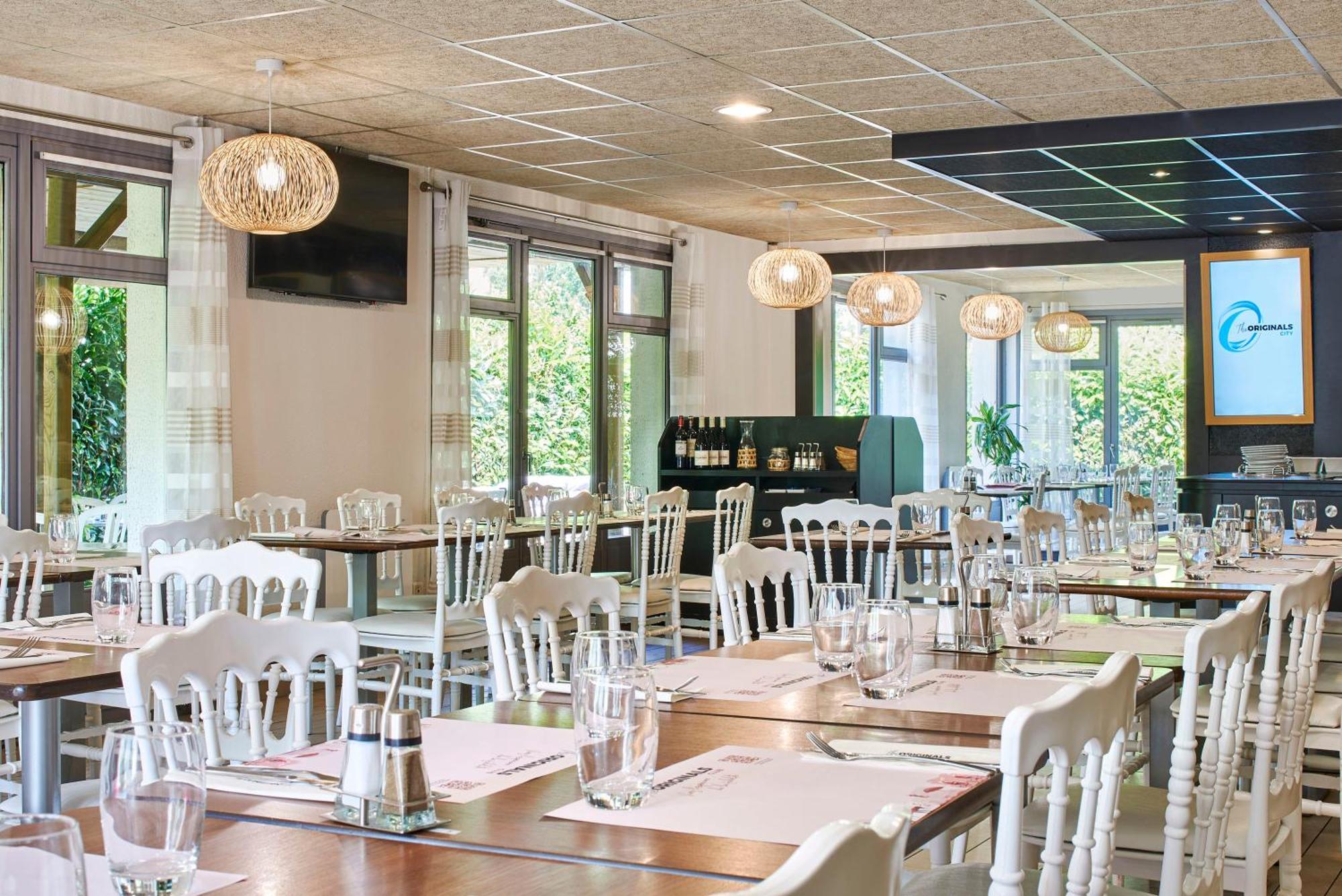 The Originals City Hotel La Verriere-Yvelines Ngoại thất bức ảnh