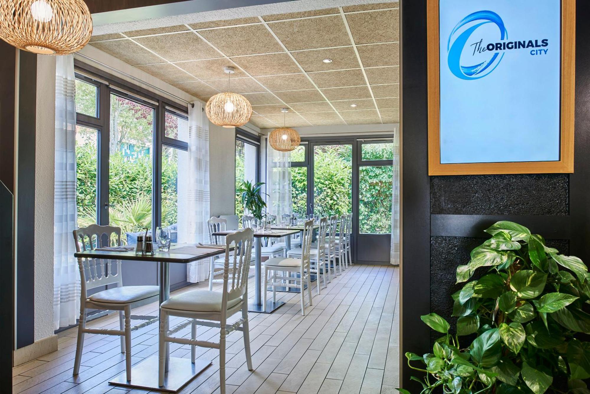 The Originals City Hotel La Verriere-Yvelines Ngoại thất bức ảnh